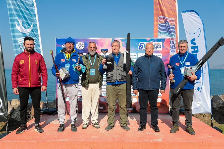 Aliağa’da At-Çek Balık Avı Festivali Coşkusu Yaşandı