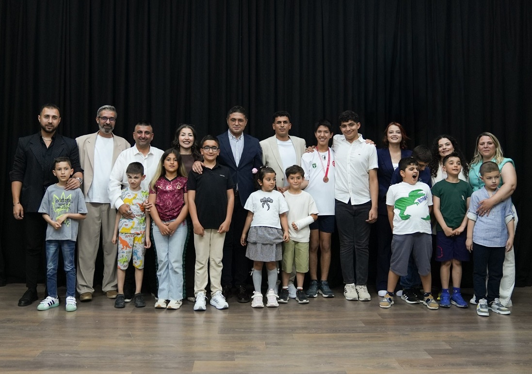 Aliağa’da Otizmli Çocuklar Gelişim ve Dayanışma Derneği Açıldı