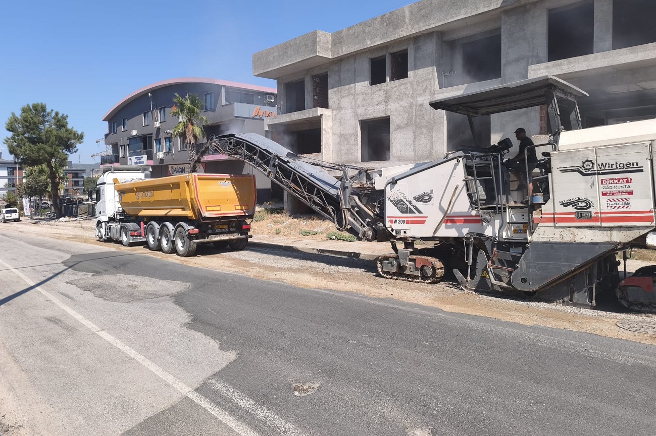 Aliağa Necmettin Giritlioğlu Caddesi’nde Altyapı Bitti, Üstyapı Hamlesi Başladı