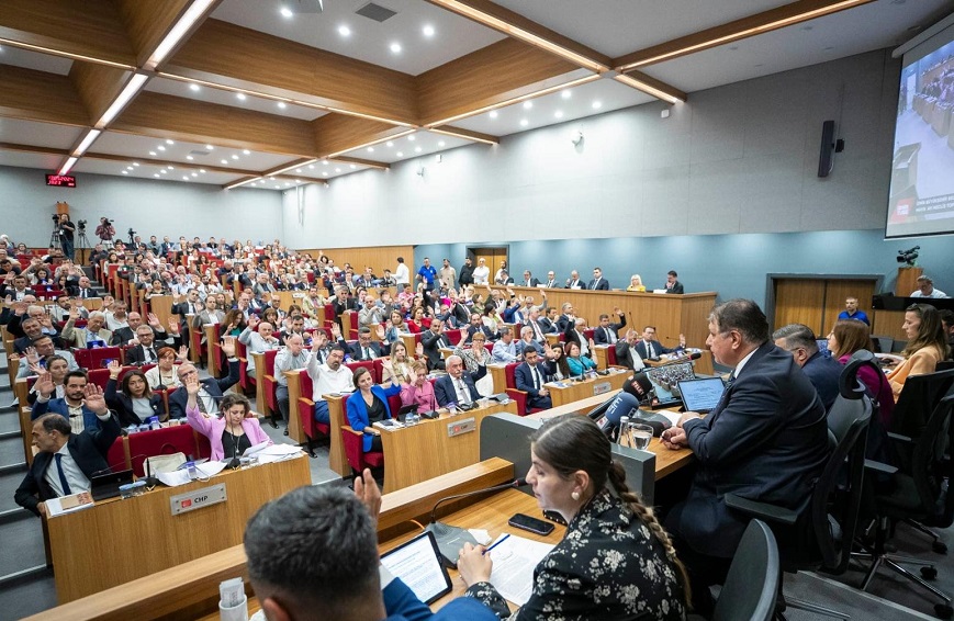 İzmir Büyükşehir Belediyesi'nin Mayıs ayı meclis toplantısı yapıldı