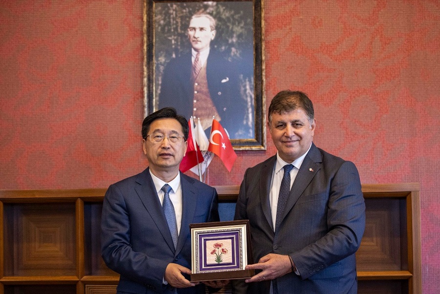 İzmir ve Çin arasında yatırım köprüsü kurulacak