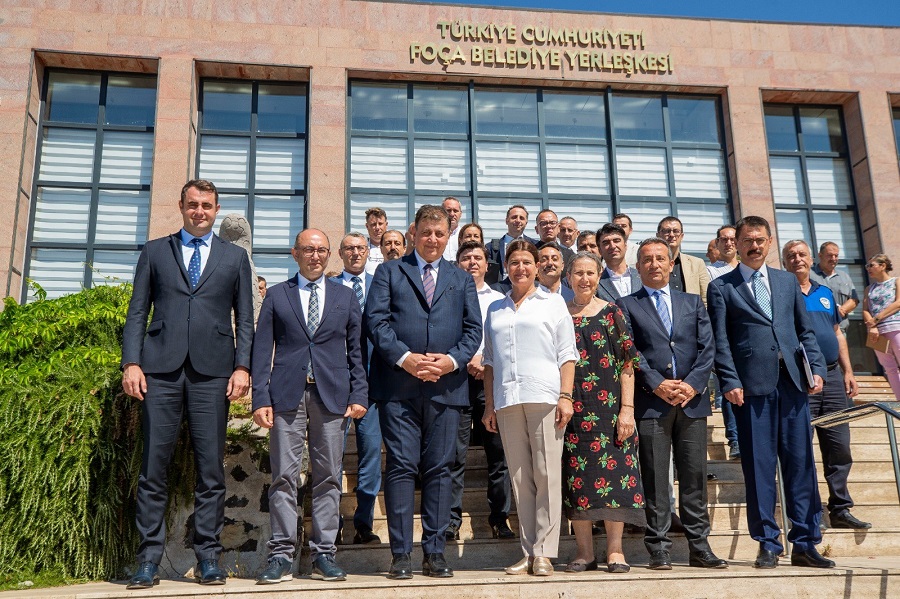 BAŞKAN TUGAY'LA FOÇA’DA KOORDİNASYON TOPLANTISI