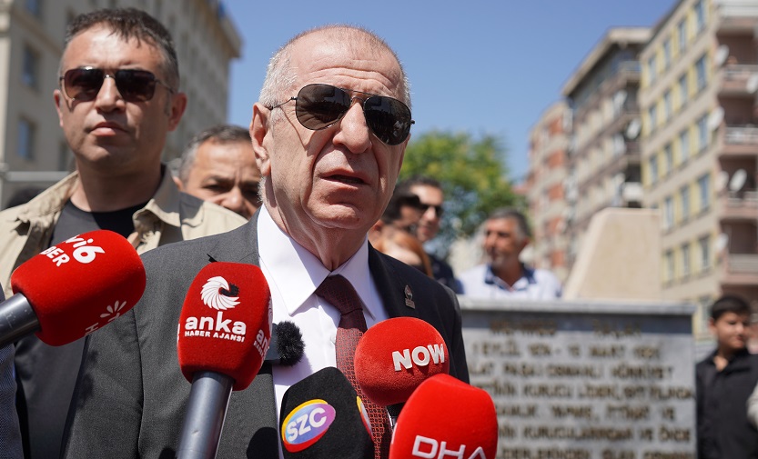 Ümit Özdağ, Talat Paşa Anıtı önünde Basın Açıklaması yaptı