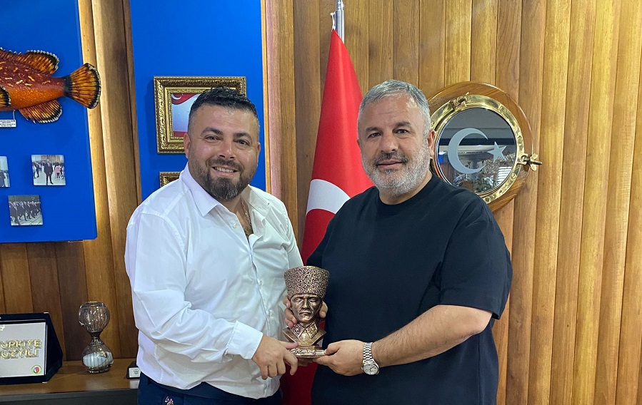 Aliağa Esnaf ve Sanatkârlar Odası Başkan adayı Yıldızbaş'tan Adem Şimşek'e ziyaret
