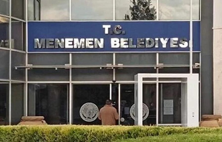 Menemen Belediyesi işçilerin maaşını ödemiyor