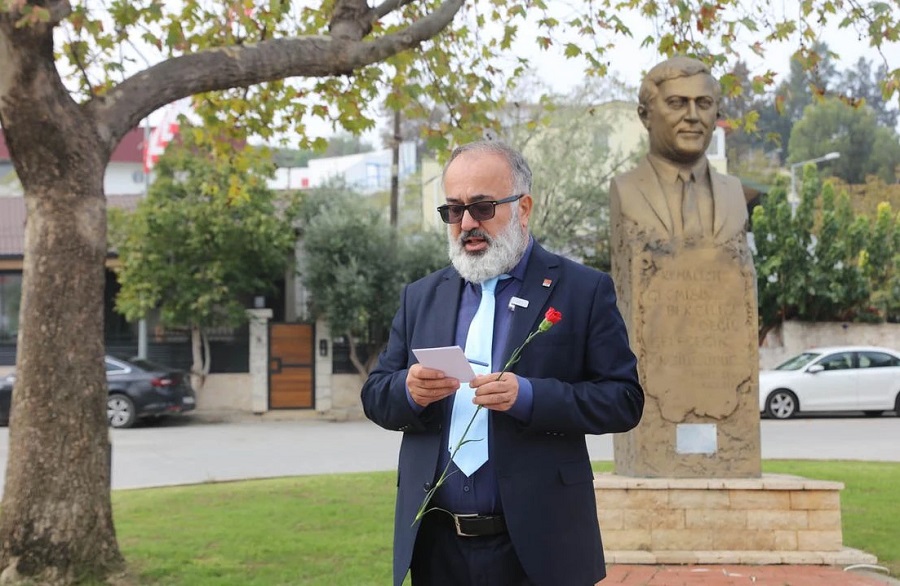 Ahmet Taner Kışlalı İzmir’de anıldı