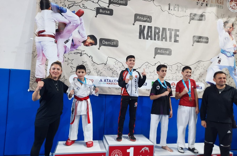 Aliağalı Karatecilerden Denizli’de Büyük Başarı