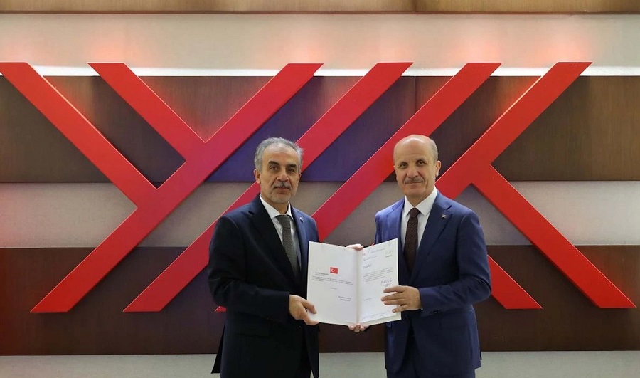 Ege Üniversitesi'nde yeni dönem: Prof. Dr. Musa Alcı rektörlük koltuğuna oturdu