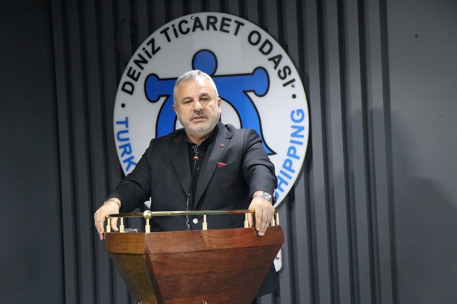 Adem Şimşek : “Aliağa Limanları, Türkiye Ekonomisinin Gücünü Yansıtıyor”
