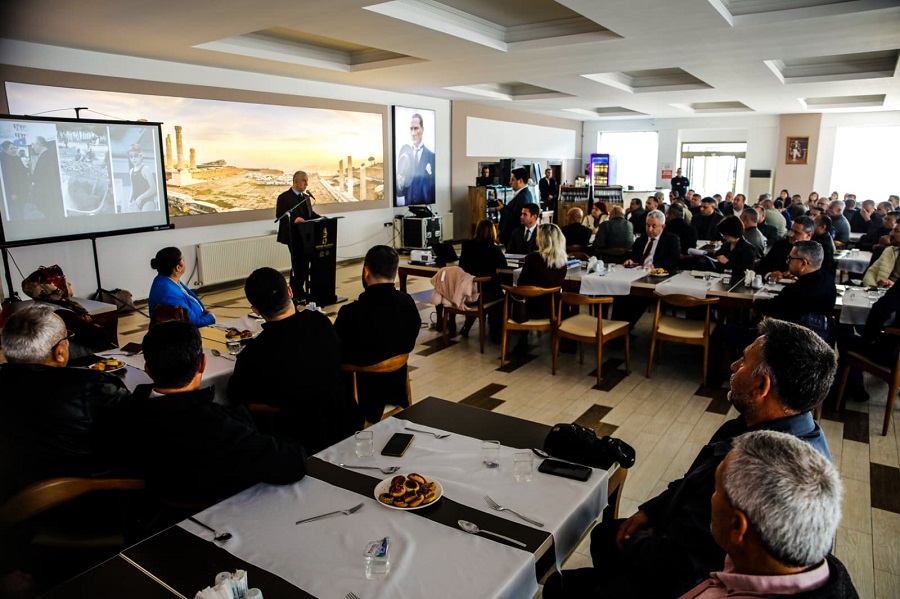 BERGAMA’DA 137 MUHTARLA GÜÇLÜ BİRLİK, ORTAK GELECEK