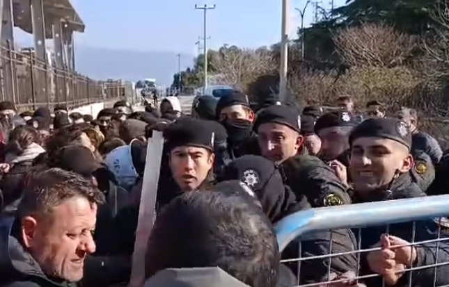 Petrol-İş Sendikası’nda örgütlü Temel Conta İşçileri 404 Gündür Direniyor