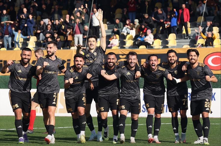 Muş Spor’u 4 Golle Geçen Aliağa FK Zirveden Kopmuyor