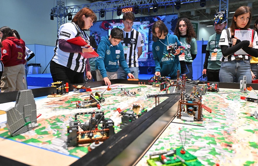 Genç mucitler Fuar İzmir’de yarıştı