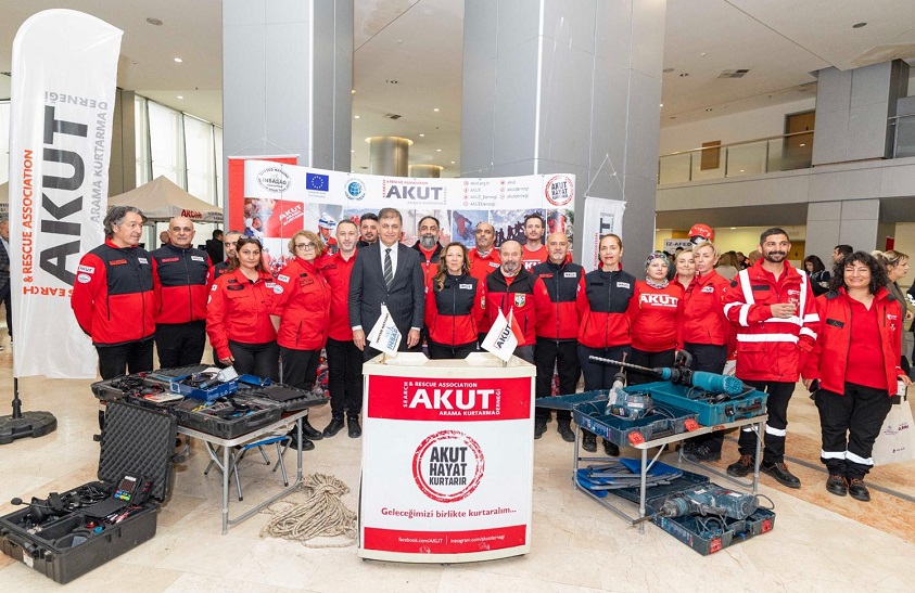 Yangın Uçağı İçin İzin Verilmesi Lazım