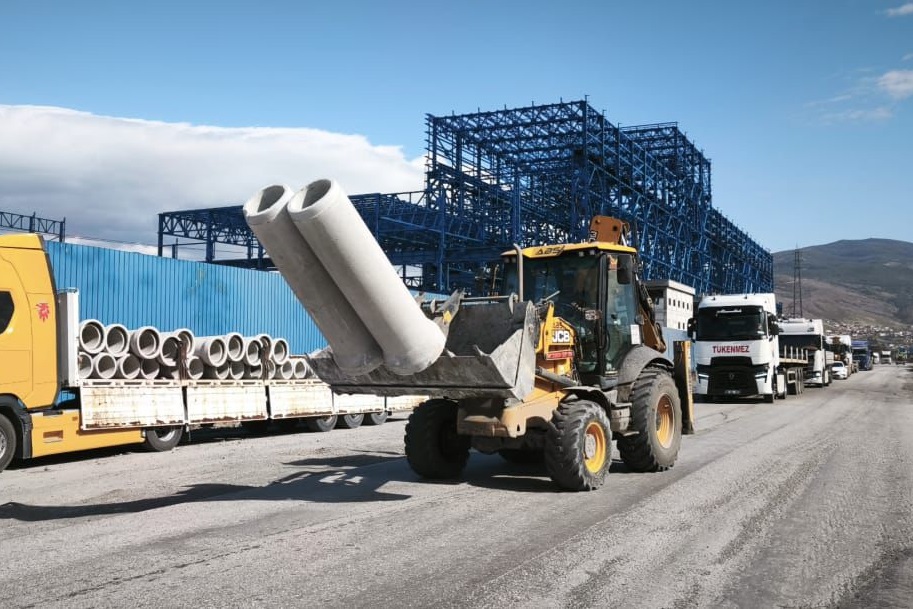 Sanayi Caddesi’nde Altyapı Operasyonu