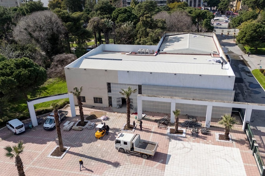 İzmir’in en güzel kütüphanesi olacak