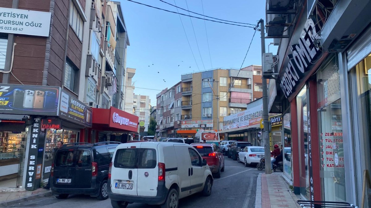 Cemil Tugay’ın AK Parti’ye Geçişi Aliağa’nın Trafik Düğümünü Çözer mi?