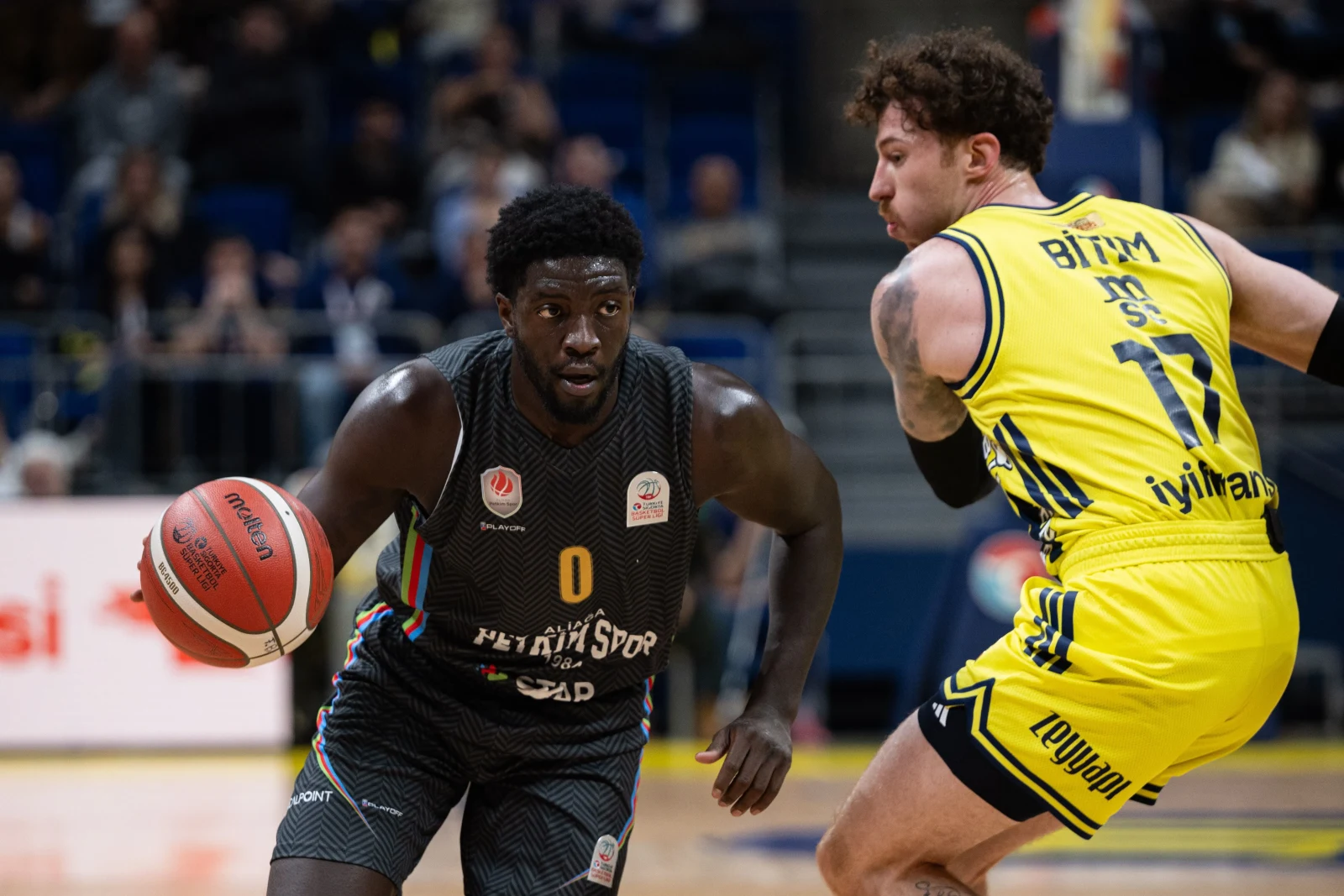Aliağa Petkim İstanbul'da Fenerbahçe'yi devirdi